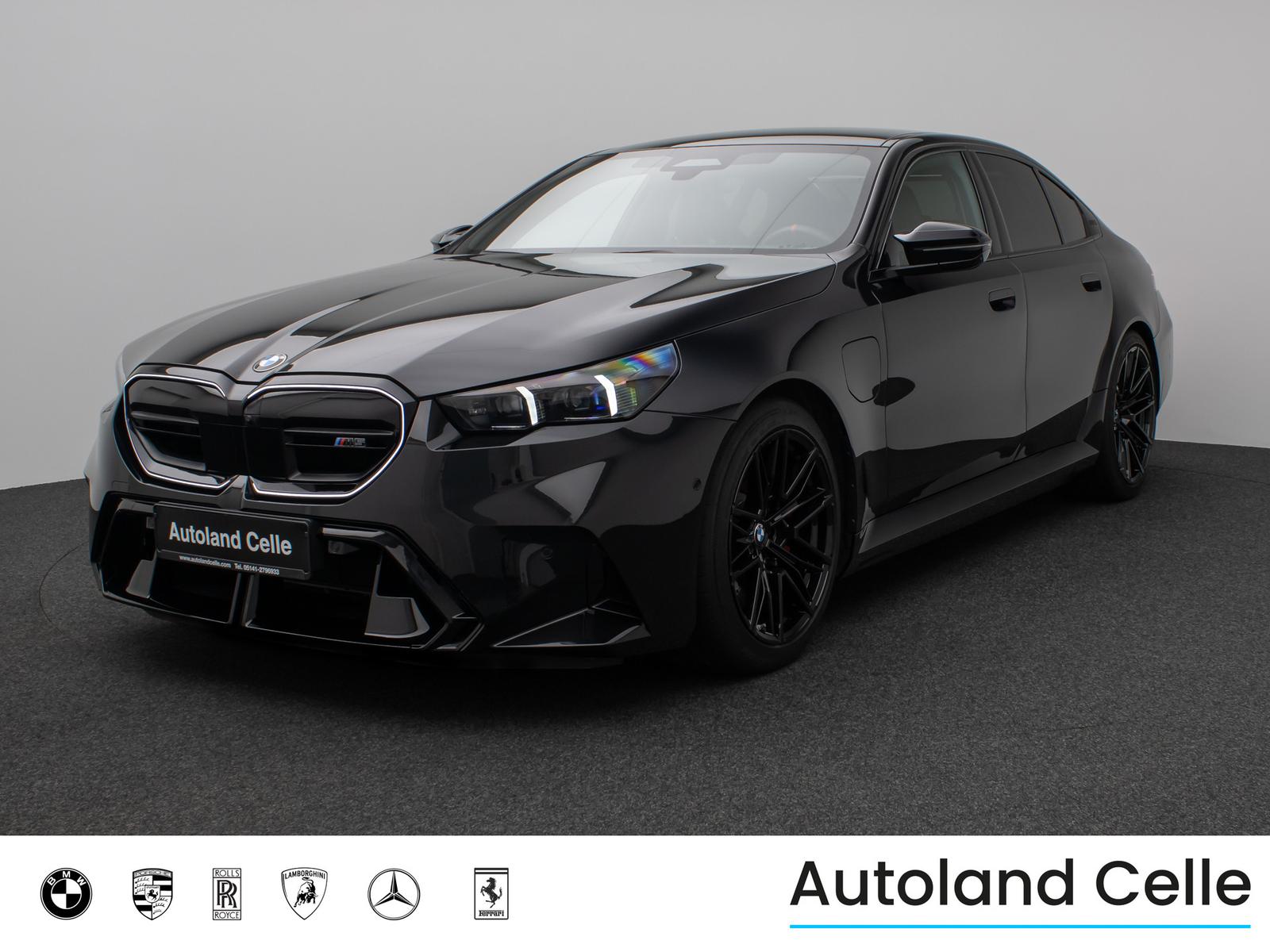 BMW M5 xD Panorama 360°B&W HUD M-Driversp. Komfort 