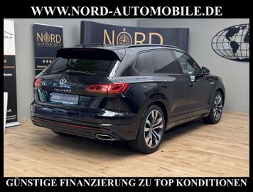 Volkswagen Touareg - 11
