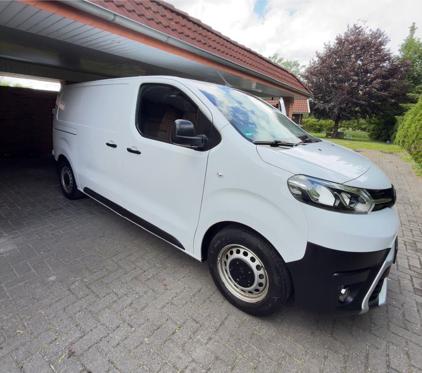 Image of Toyota Proace Verso