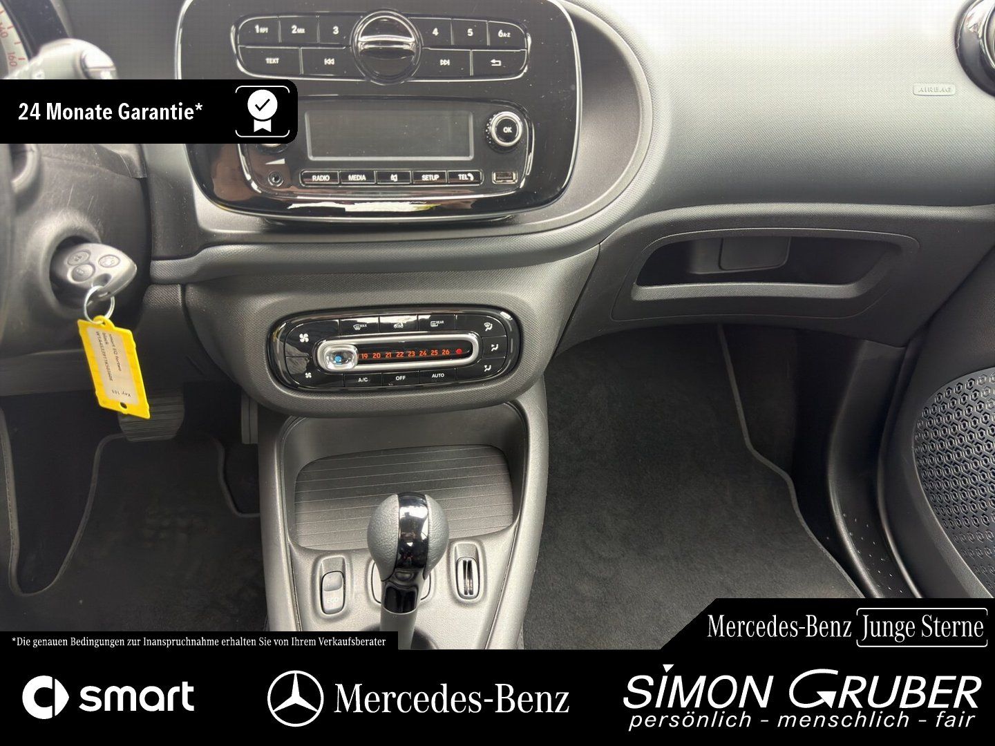 Fahrzeugabbildung Smart Smart fortwo EQ Klima Radio 22 KW Lader