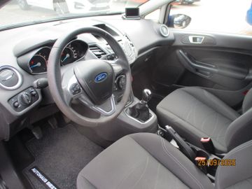 Ford Fiesta Sync Edition Zahnriemen NEU + Winterpaket