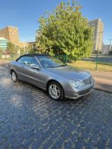 Mercedes-Benz CLK 200 KOMPRESSOR ELEGANCE Elegance - Mercedes-Benz CLK 200 in Köln