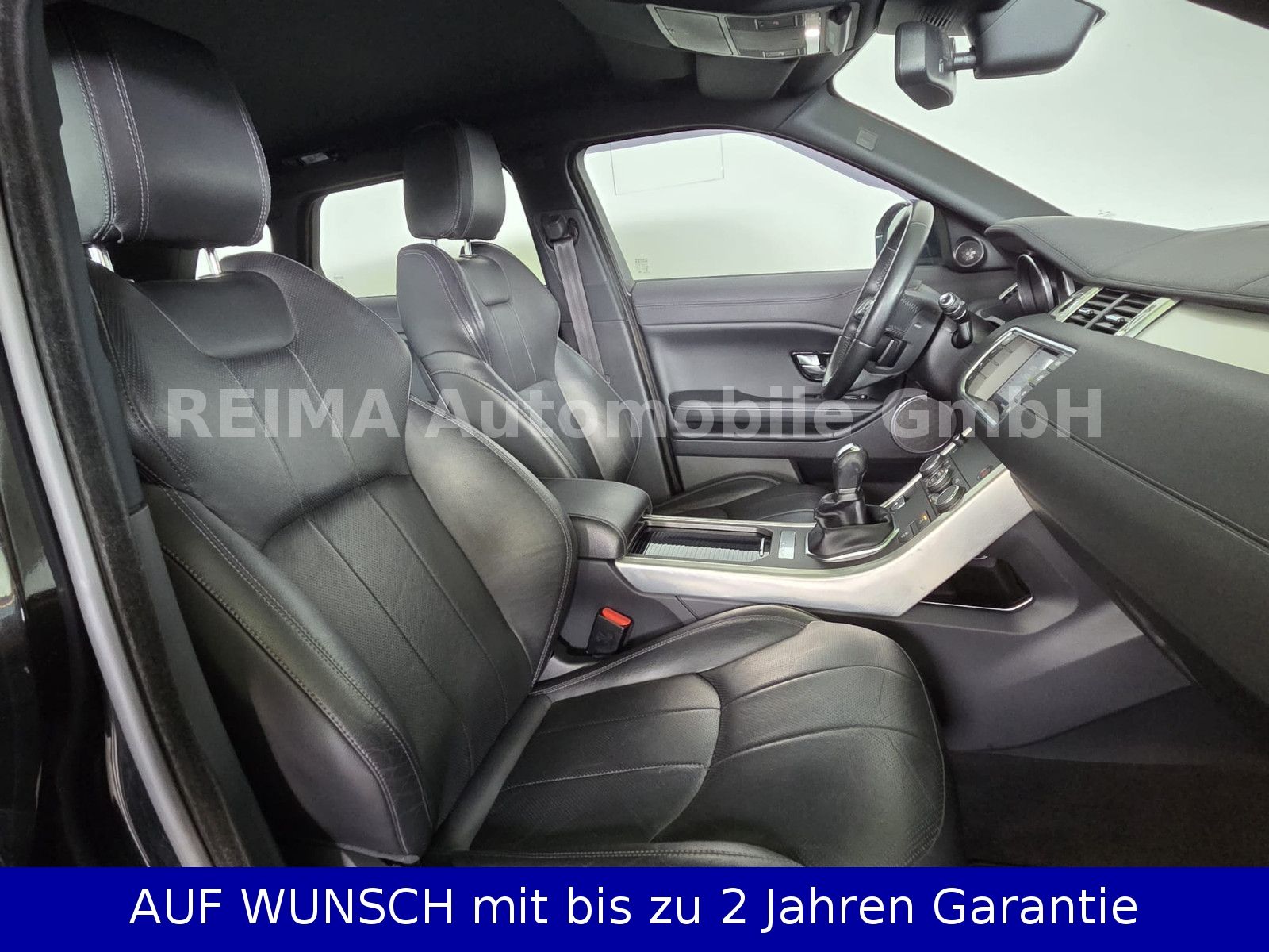 Fahrzeugabbildung Land Rover Range Rover Evoque 2,0D SE, Navi, Xenon, 20" Alu