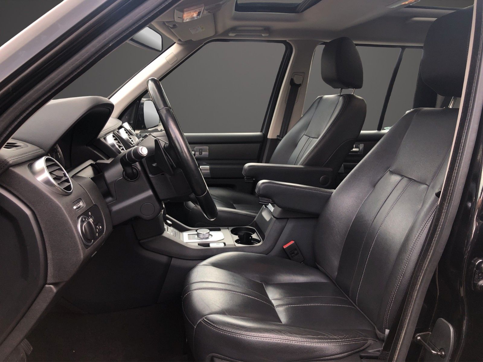 Fahrzeugabbildung Land Rover Discovery 4 SDV6 HSE Standheizung I. Hand AHK