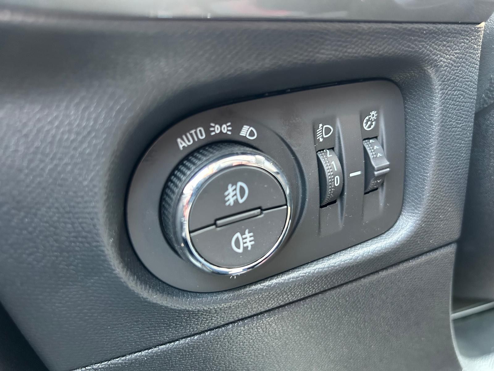 Fahrzeugabbildung Opel Mokka e Elegance°50 kWh°LED°Kamera°SOH 99%