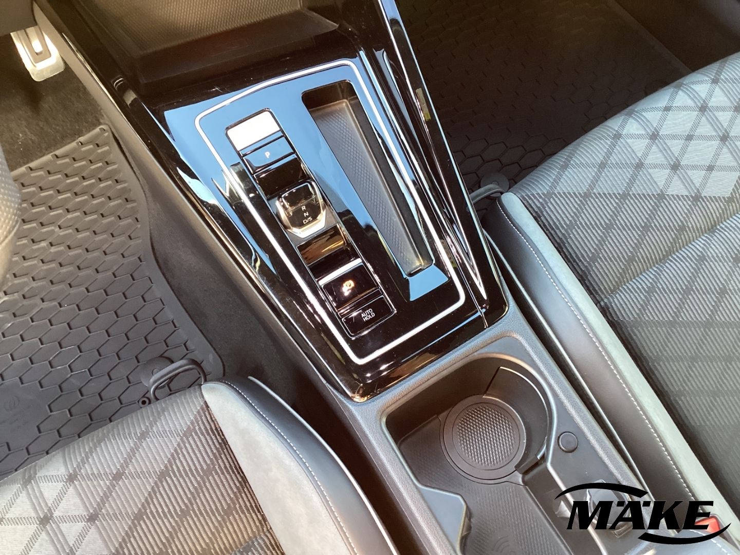 Golf Variant R-Line 2.0 TSI DSG ACC LED AHZV NAV