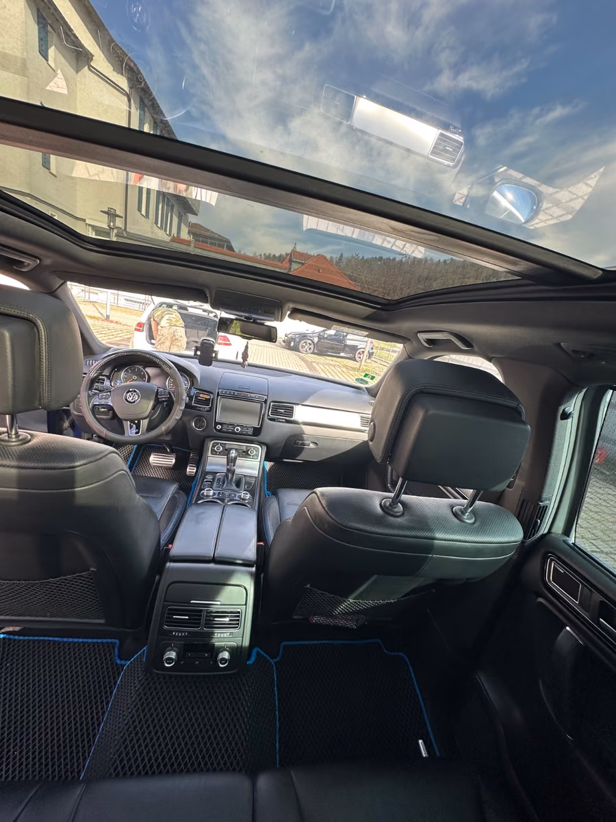 Volkswagen Touareg 3.0 V6 TDI 262ps R-line neue Steuerkette