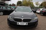 BMW 520 i T Luxury, Laser,HUD, RFK, Pano, Sitzbelüft - BMW: Taxi
