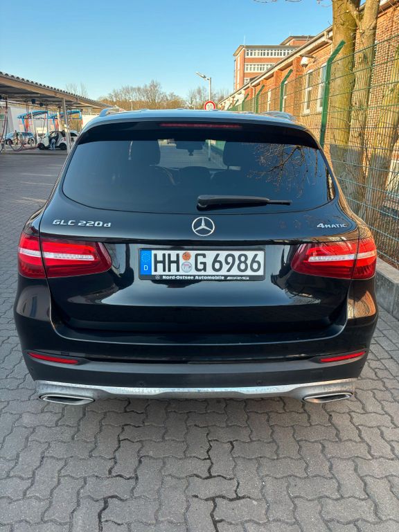Mercedes-Benz GLC 220
