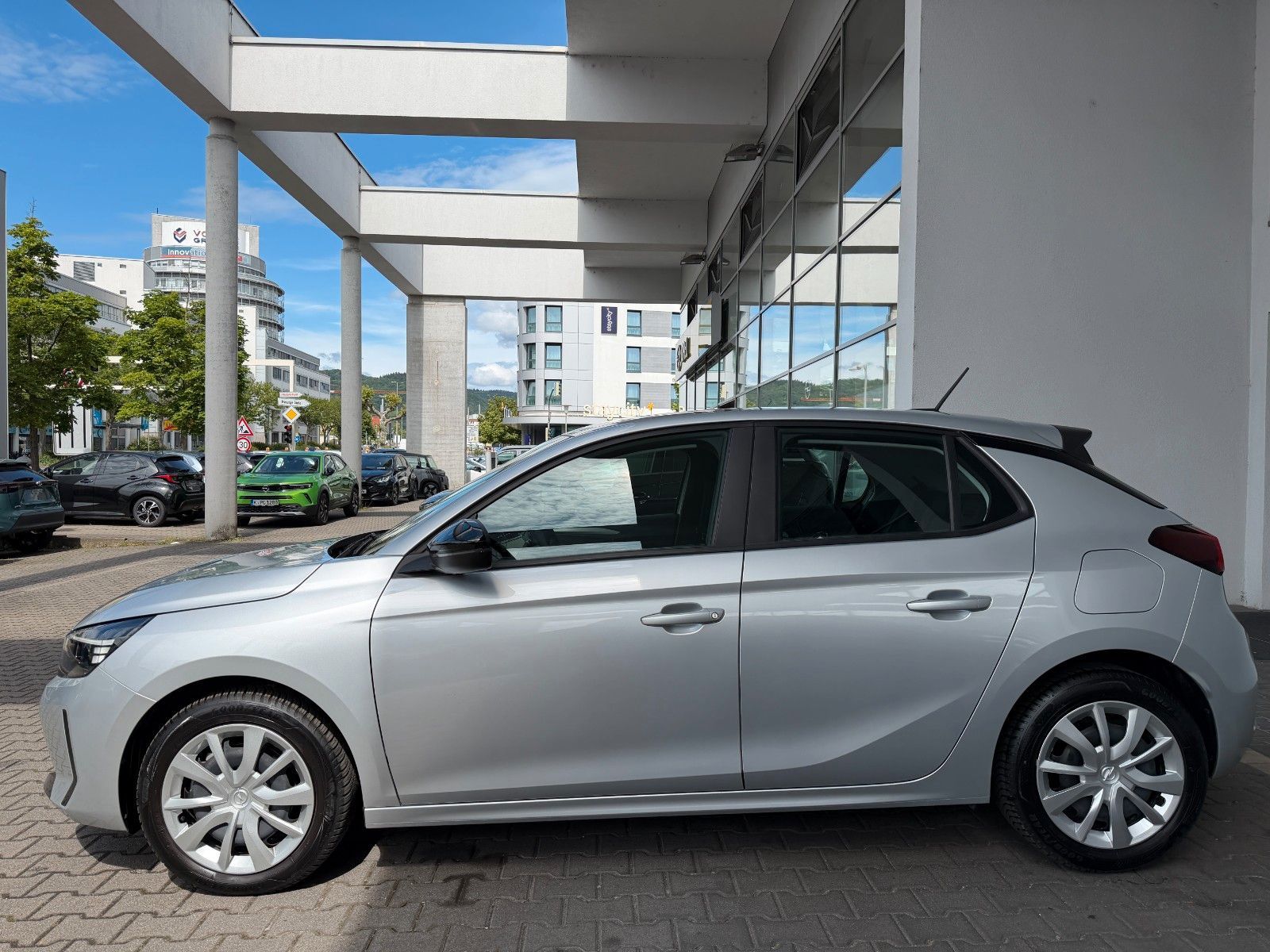 Fahrzeugabbildung Opel Corsa F 1.2 Turbo Edition LED,SHZ,PDC,Facelift