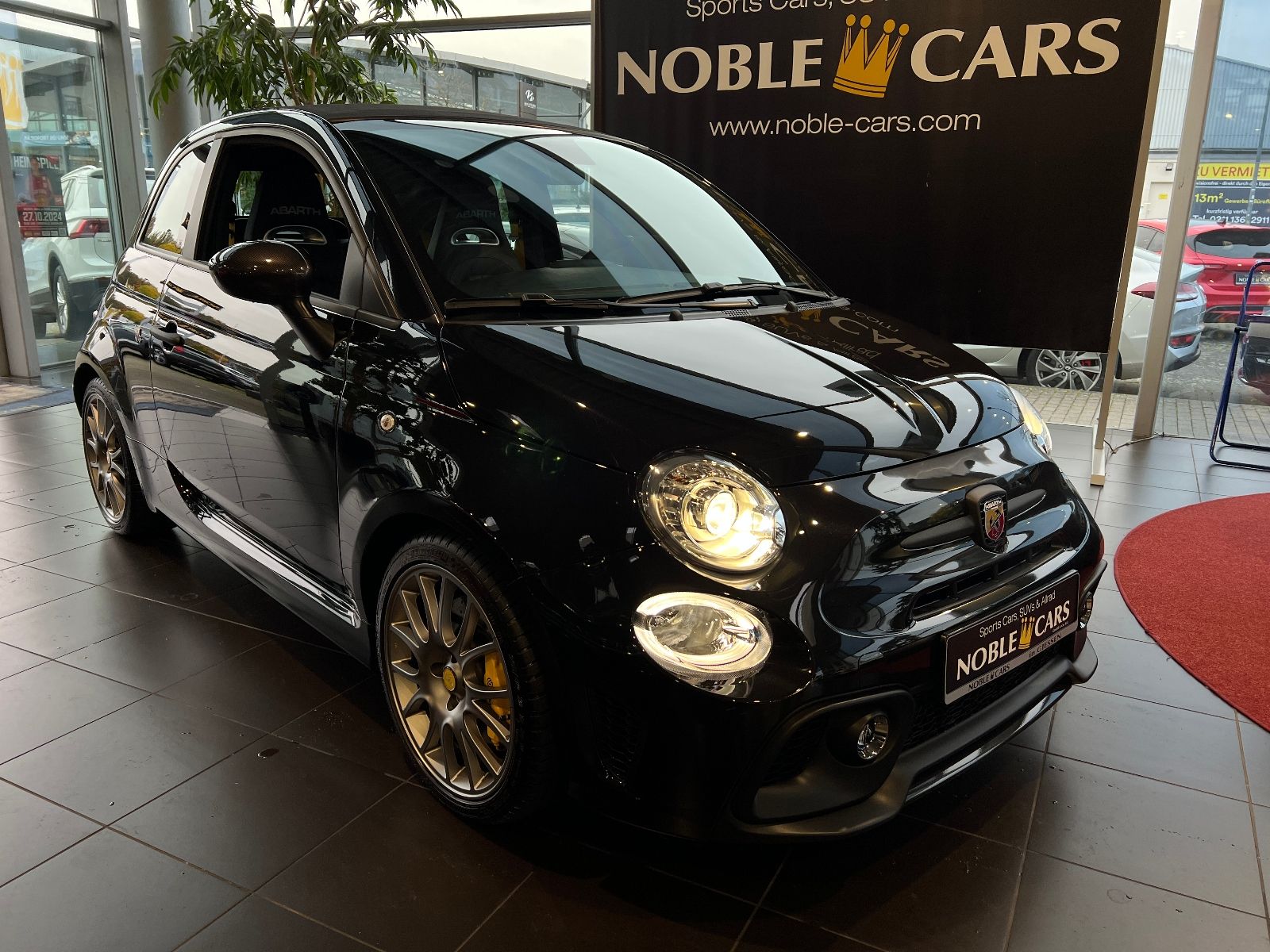 Fahrzeugabbildung Abarth 695C XENON NAVI ALU