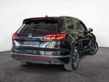 Volkswagen Touareg 3.0 V6 TSI Elegance Pano IQ-LED Head-Up - Volkswagen Touareg: Luftfederung