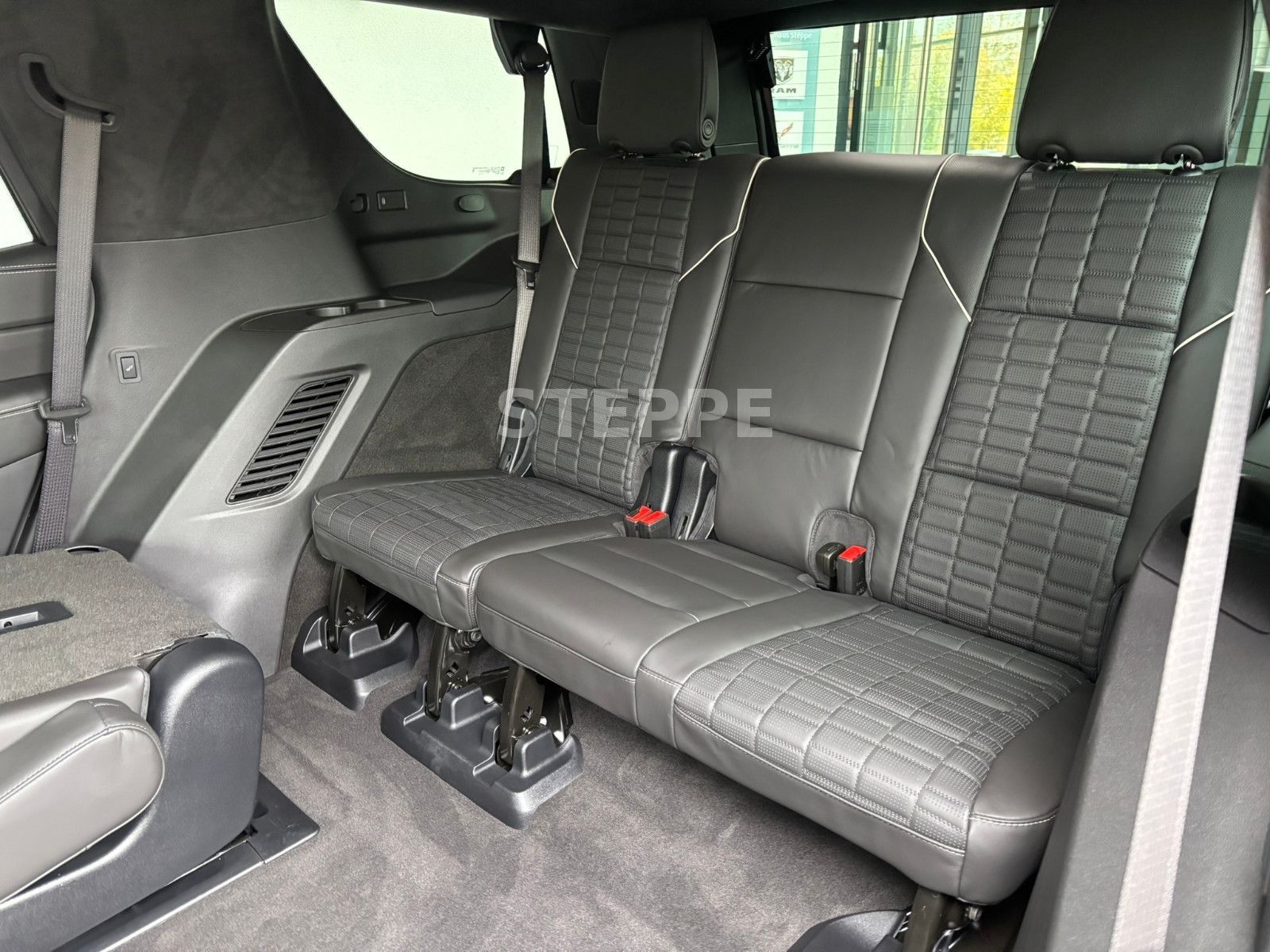 Cadillac Escalade FACELIFT MY26 6.2 V8 Platinum Luxury24"