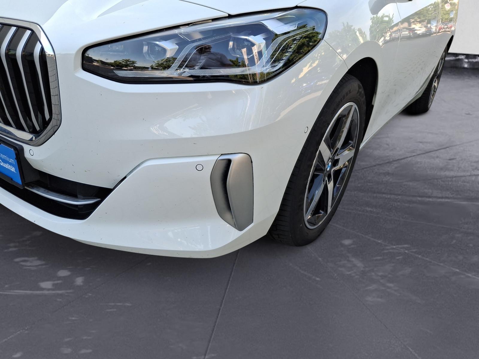 BMW 223d Active Tourer xDrive Navi DSG Tempom.aktiv 