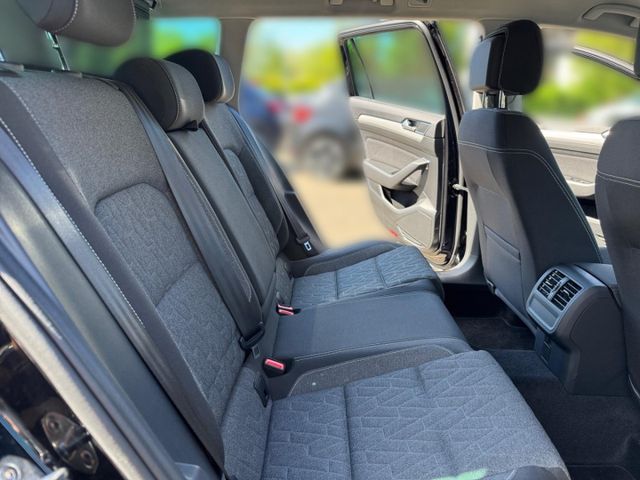 Passat Business 1.5 TSI DSG Navi AHK Bluetooth