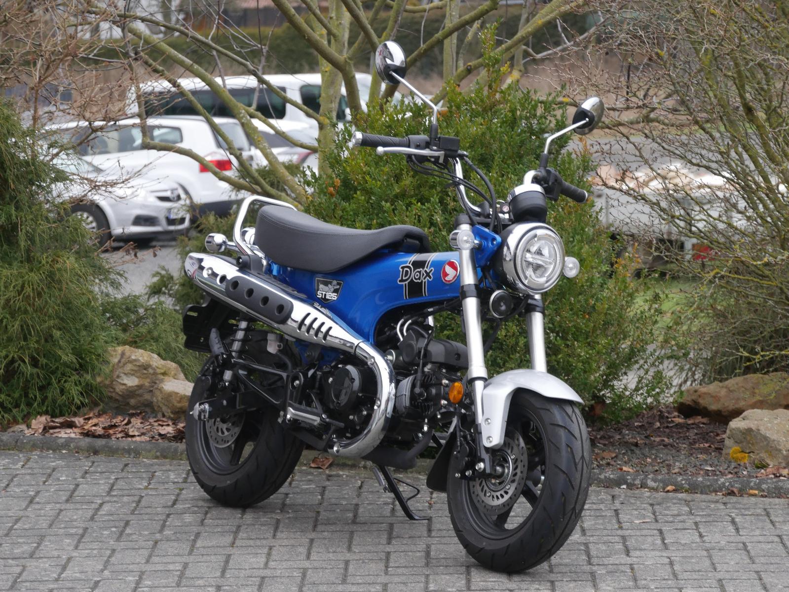 Honda ST125A Dax