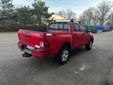 Toyota Hilux 2.4D-4D Double Cab Duty 4x4 rot foliert! - Toyota mit Diesel-Antrieb: Geländewagen