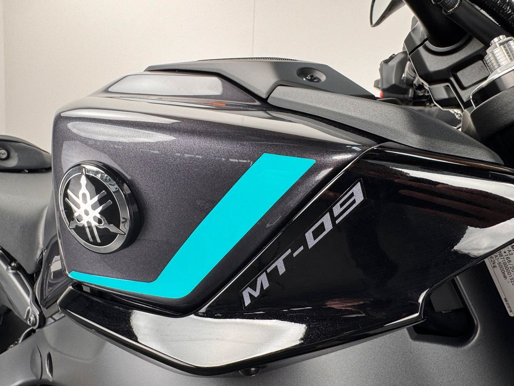 Fahrzeugabbildung Yamaha MT-09 *AKRAPOVIC *NEUWERTIG