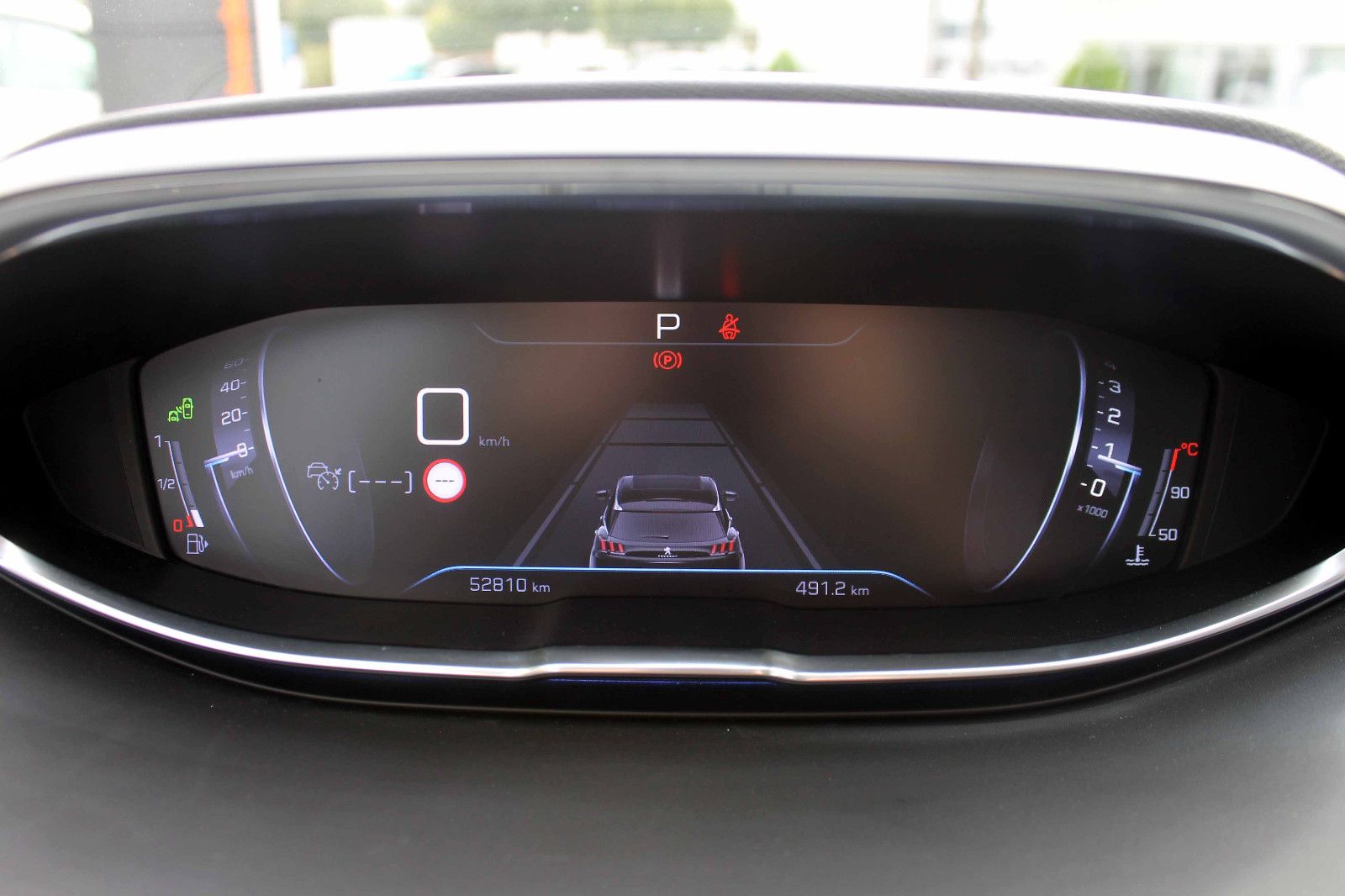 Fahrzeugabbildung Peugeot 3008 PureTech 180 Allure LED ACC 360° PANO SHZ