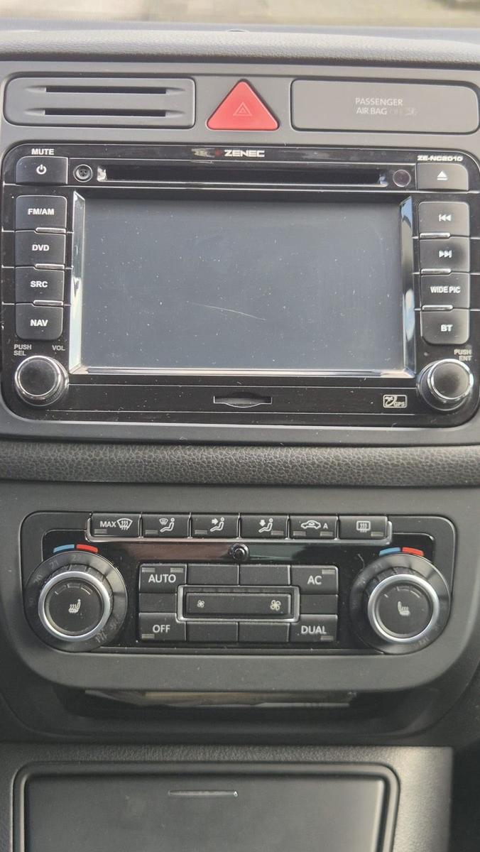 Volkswagen Golf Plus 2009 — photo 13