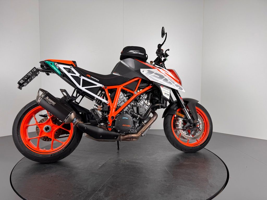 Fahrzeugabbildung KTM 1290 SUPER DUKE R *ZUBEHÖR *SERIVCE NEU *1. HAND