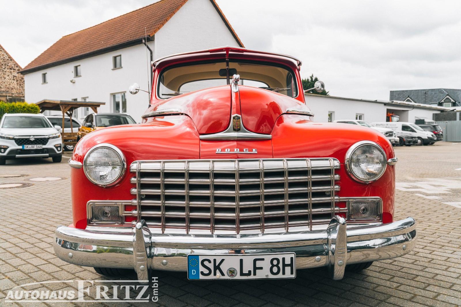 Dodge Custom D24C Coupe - 3,8 6 Zylinder