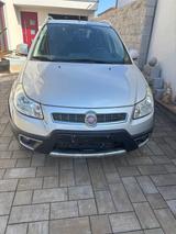 Fiat Sedici 2.0 Multijet 16V 4*4 Türer - Fiat Sedici aus 2013