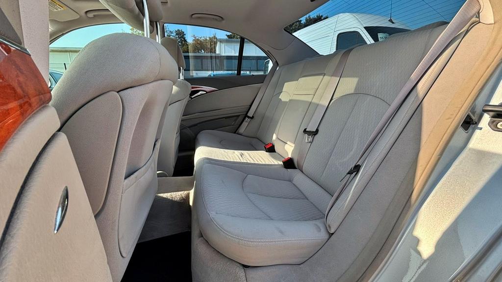 Mercedes-Benz E 280