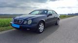 Mercedes-Benz Mercedes CLK W208 Coupé Azuritblau Metallic - Mercedes-Benz CLK w208