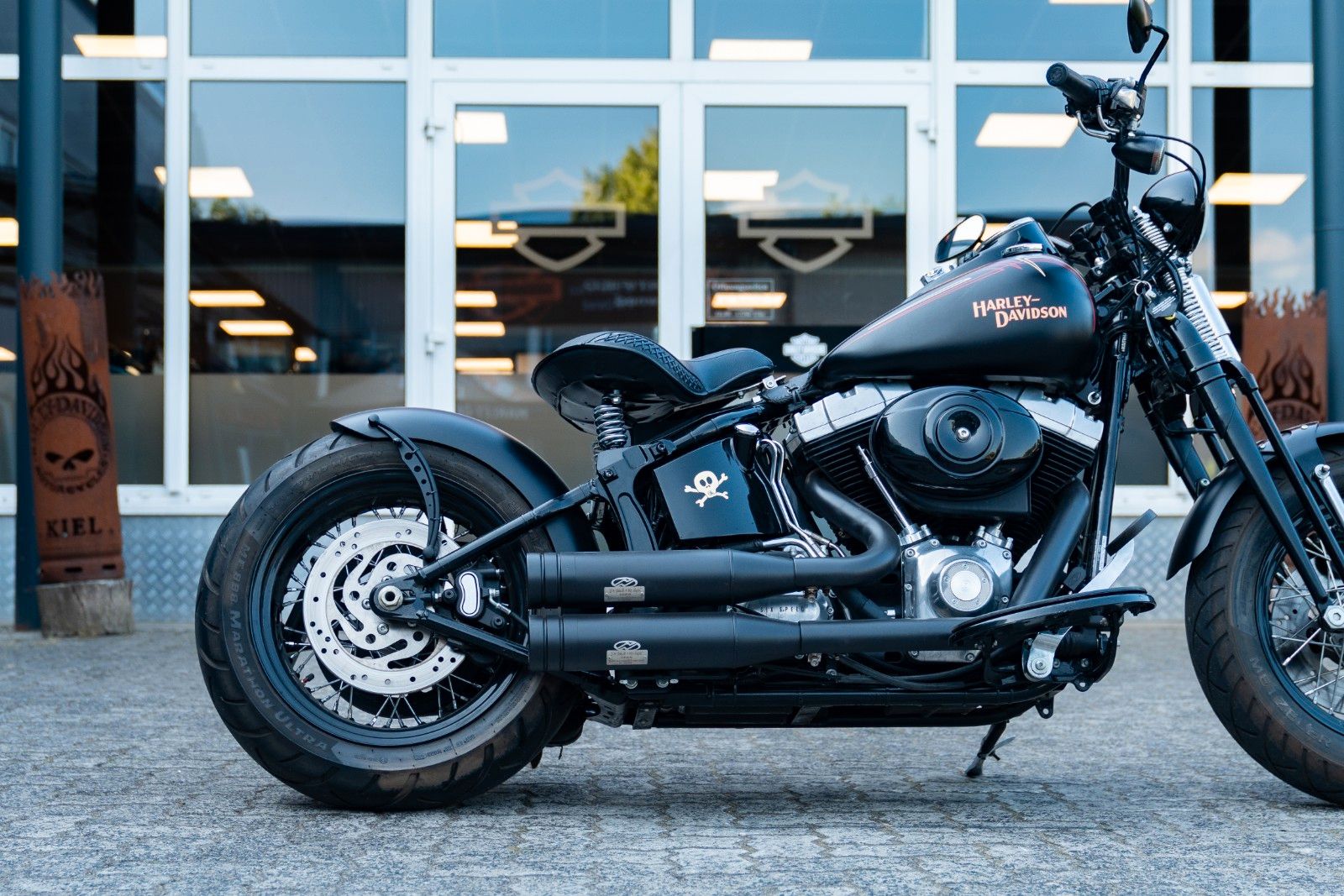 Fahrzeugabbildung Harley-Davidson FLSTSB Cross Bones 96 cui - Jekill - kurzes Heck