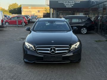 Mercedes E 220 - 8