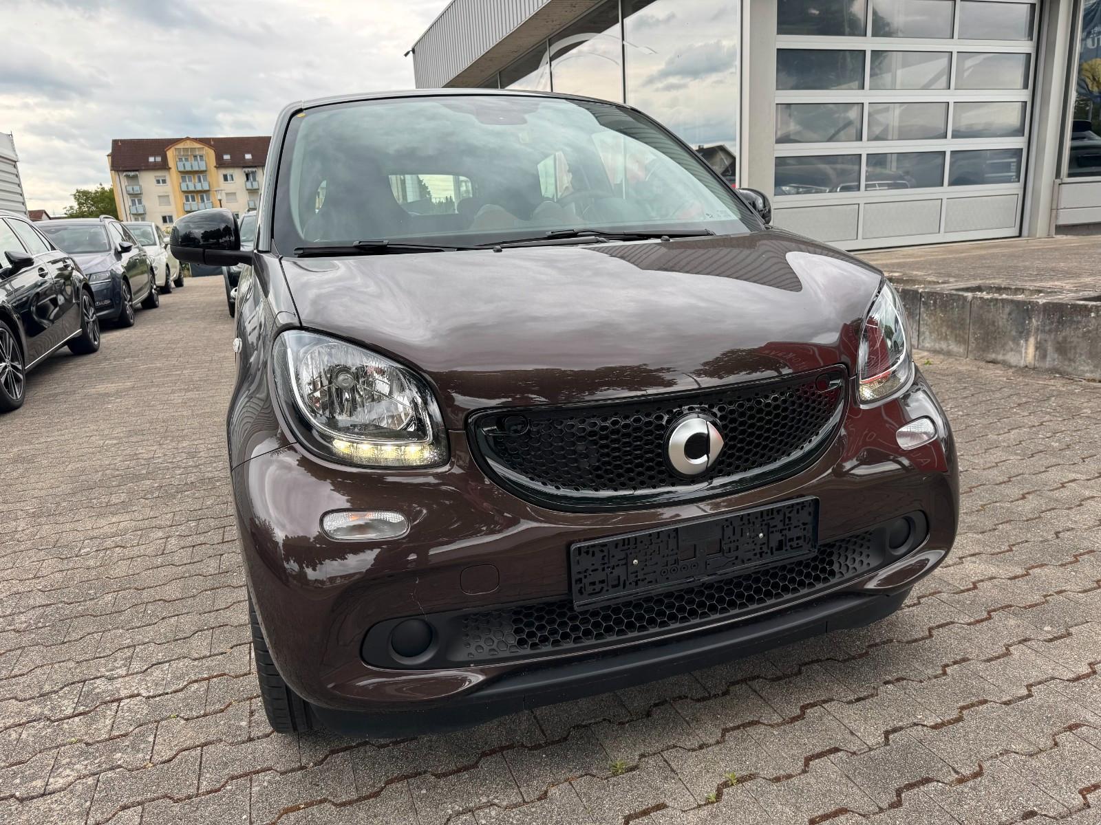 Smart ForFour Automatik *perfect*/Navi/LMR...