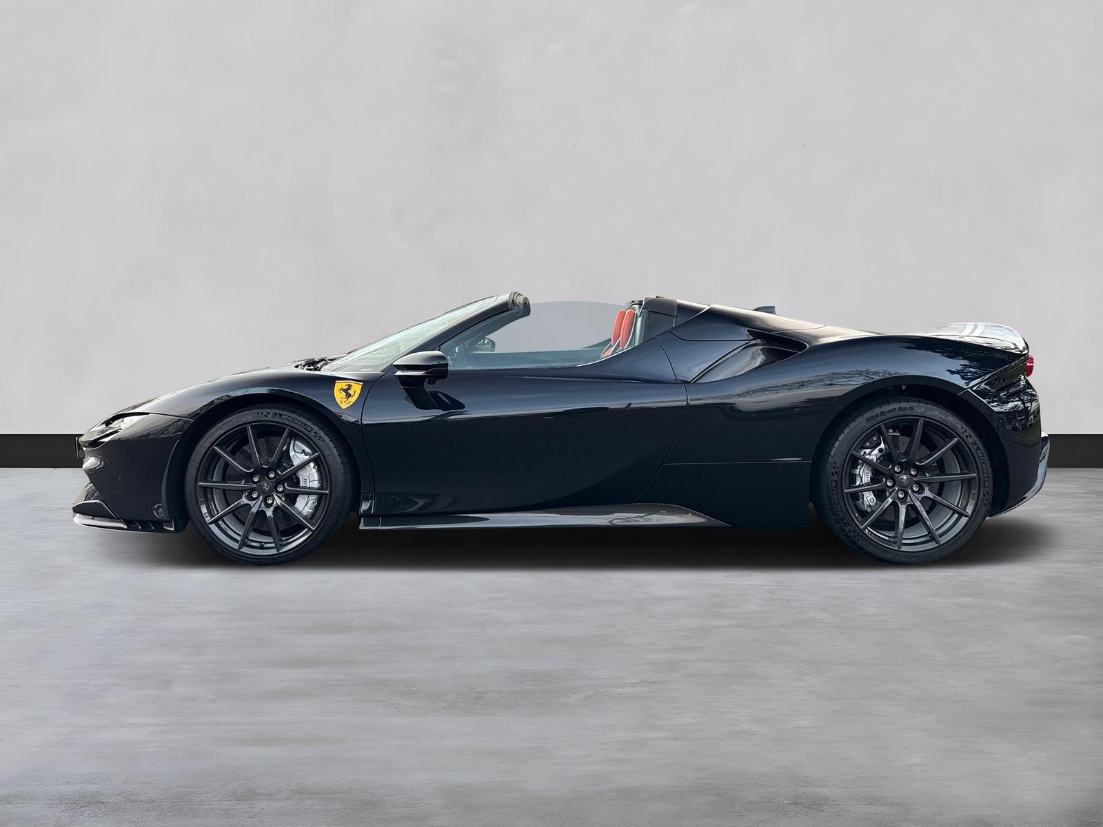 Ferrari SF90 Spider *Embleme*Navi*PDC*Klima*Leder*