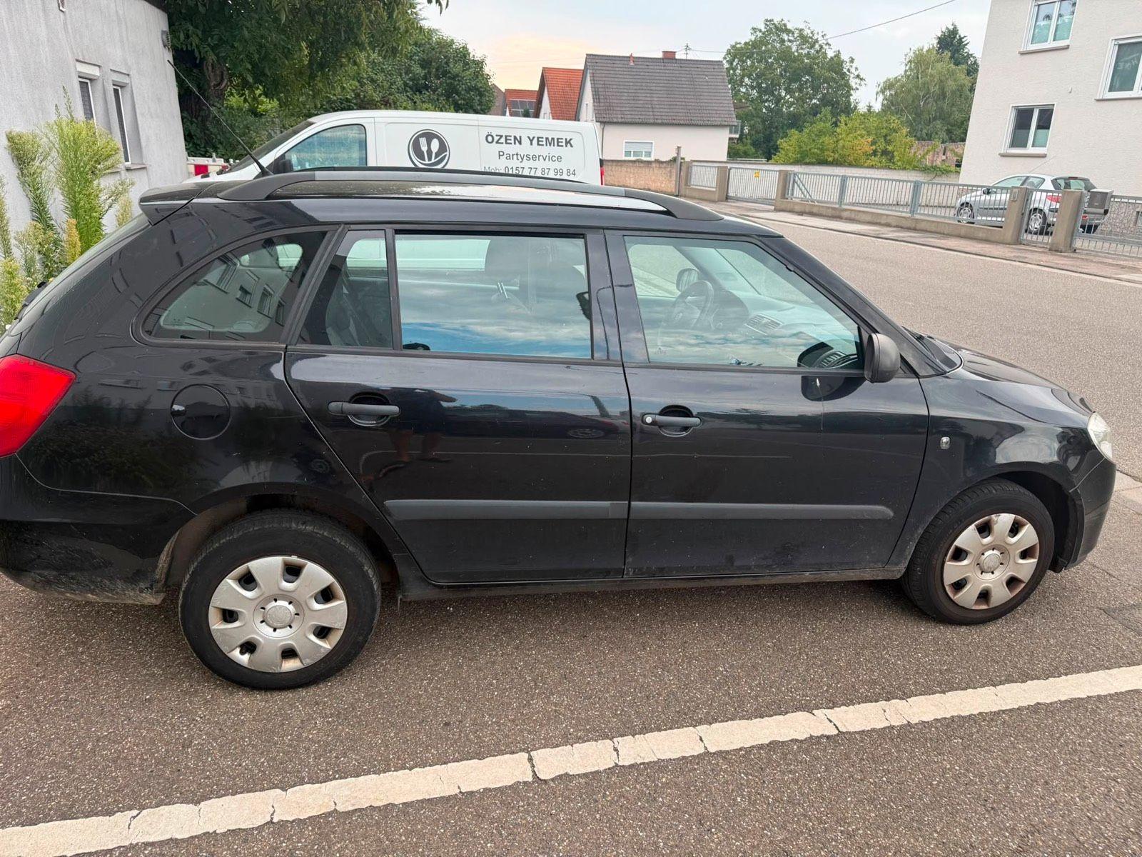Skoda Fabia 2009 — engine 69 HP (51kW)