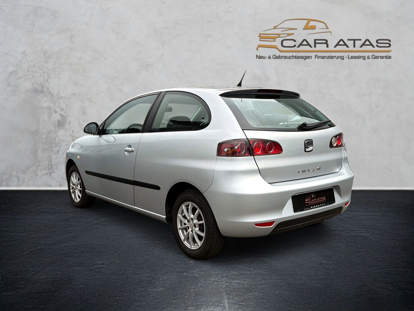 Fahrzeugabbildung SEAT Ibiza 1.4 Stylance AUTOMATIK KLIMAAUT. TEMPOMAT