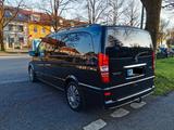 Mercedes-Benz Viano 3.0 CDI AMBIENTE lang AMBIENTE - Mercedes-Benz Viano mit Panoramadach