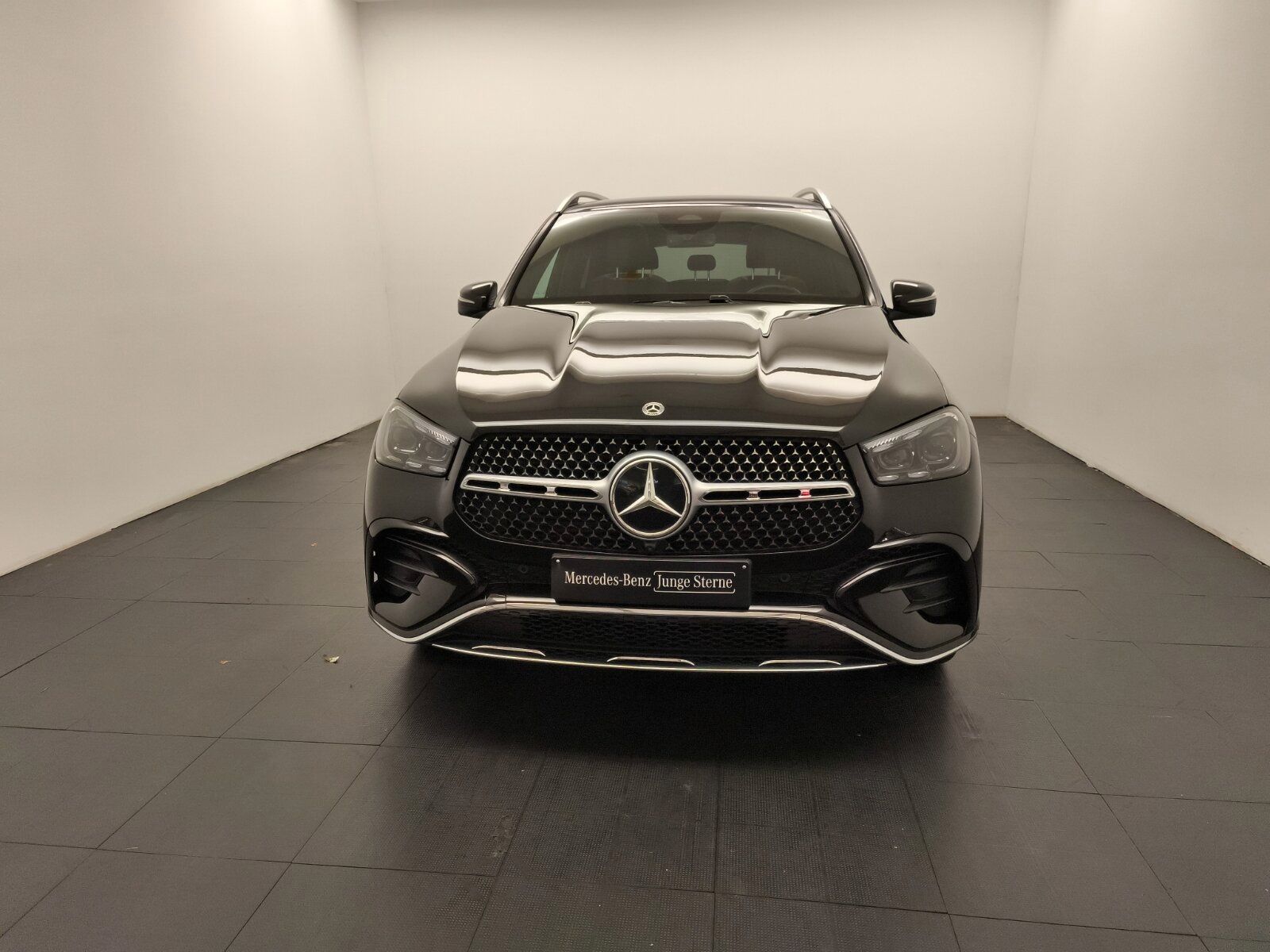 Mercedes-Benz GLE 350de 4M AMG Advanced+ Pano AHK Airmatic 360 imagem 2