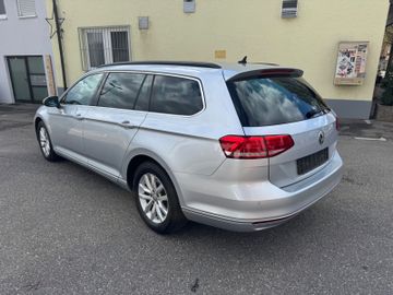 Volkswagen Passat Variant - 7