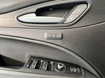 Alfa-Romeo Stelvio - 11