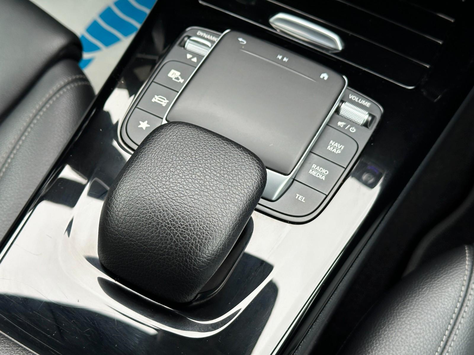 Mercedes-Benz A-Class AUTOMATIK LEDER SHZ RFK, миниатюра 20