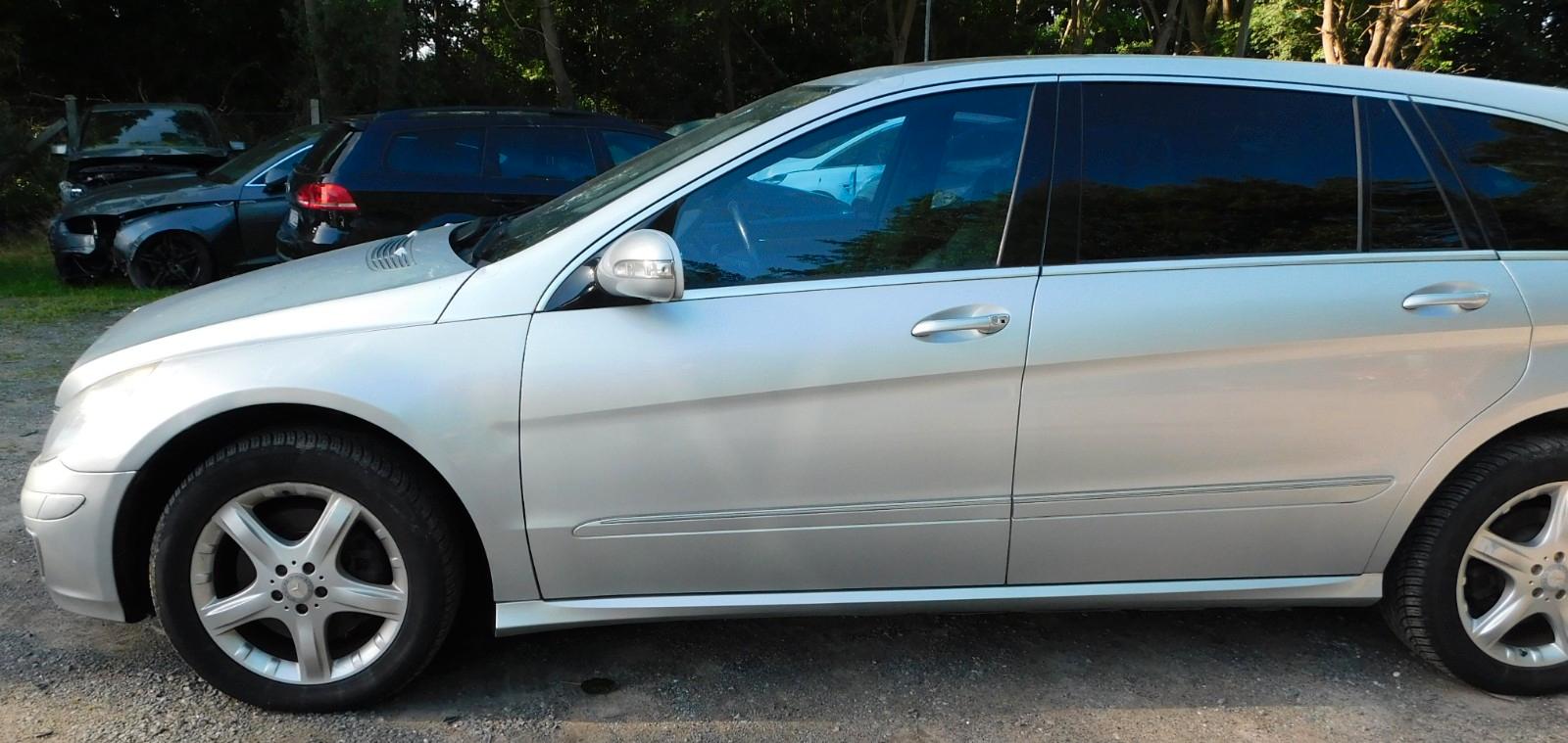 Mercedes-Benz R350 2010 — photo 15
