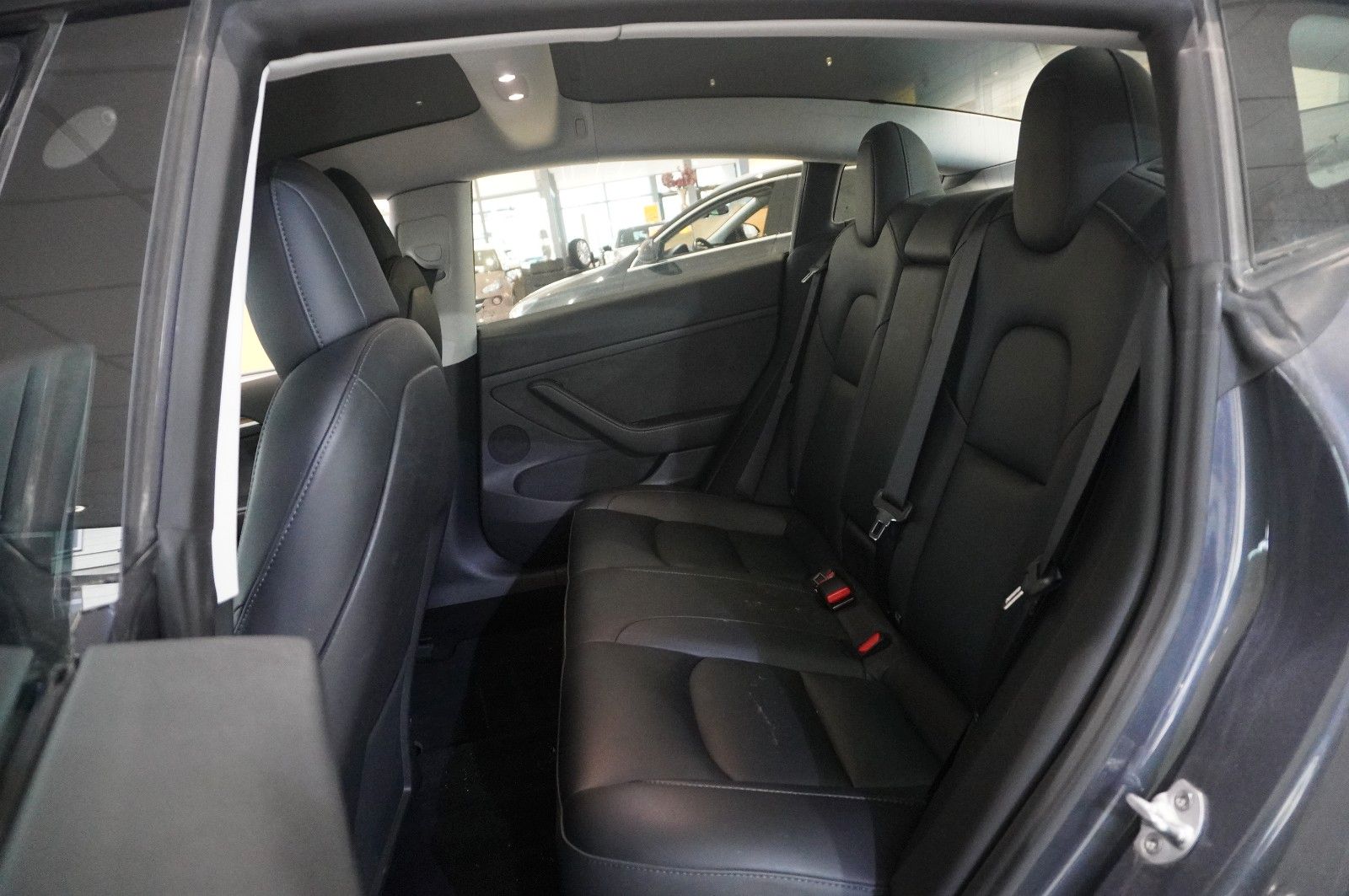 Fahrzeugabbildung Tesla Model 3 LONGRANGE DUAL-MOTOR NAVI/KAMERA/SH/PANO