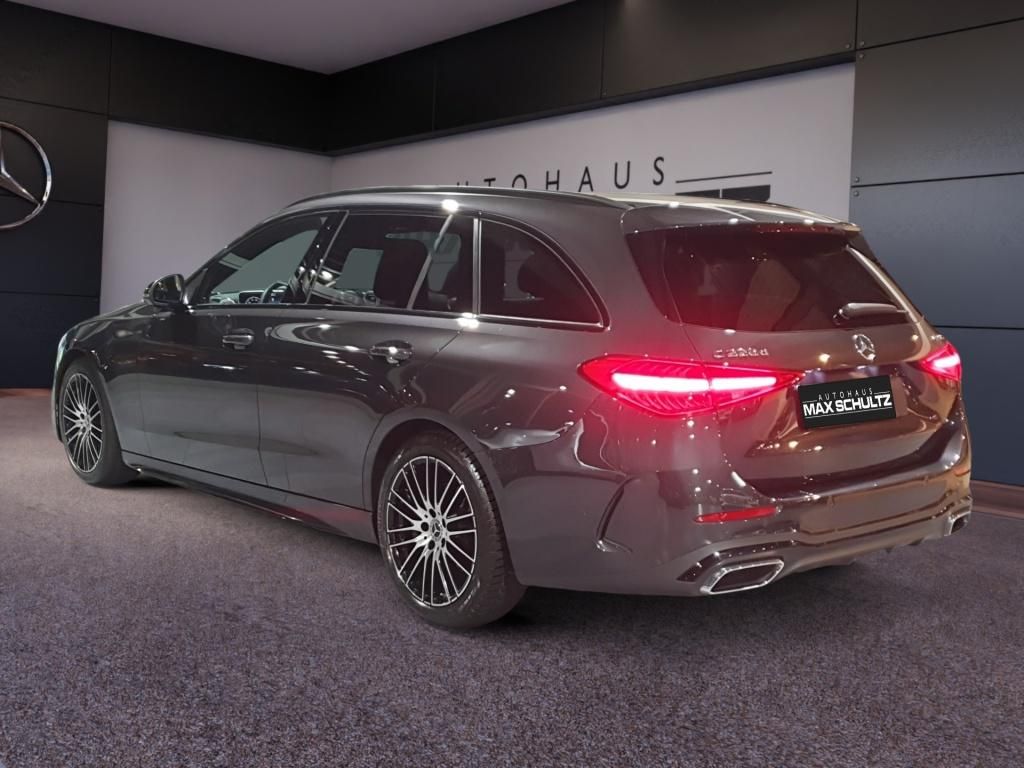 Fahrzeugabbildung Mercedes-Benz C 220 d 4M T AMG*AHK*Pano-Dach*360°*Night*Distro