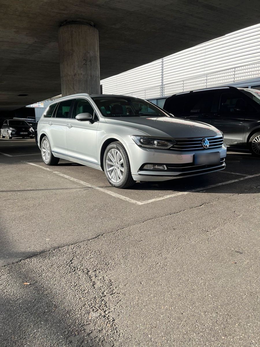 VW VW Passat B8 Variant Highline DSG 2.0 TDI ...