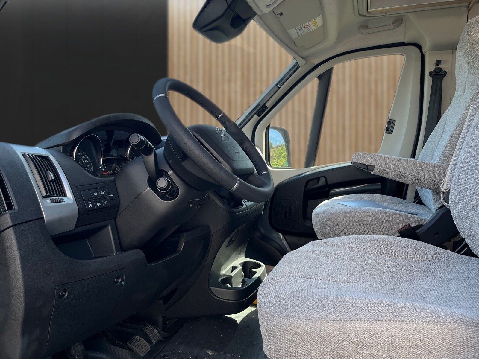 Fahrzeugabbildung Pössl Trenta 600 Citroen 140 PS Markise,Solar,Lithium