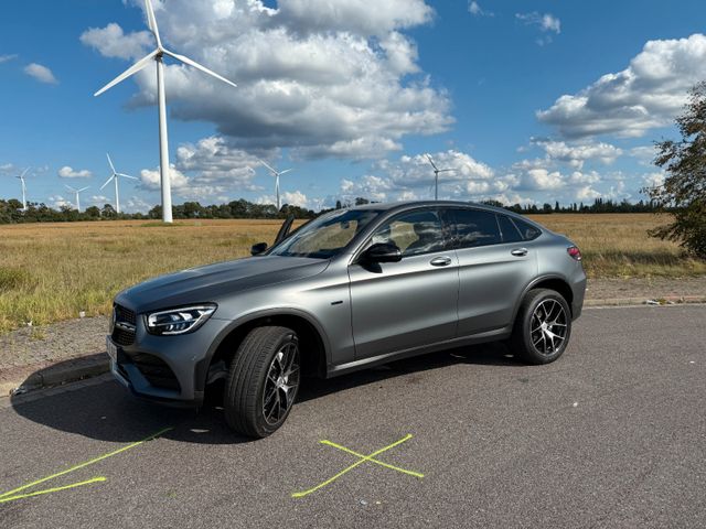 MERCEDES-BENZ GLC 300 e 4MATIC Coupé Autom. -