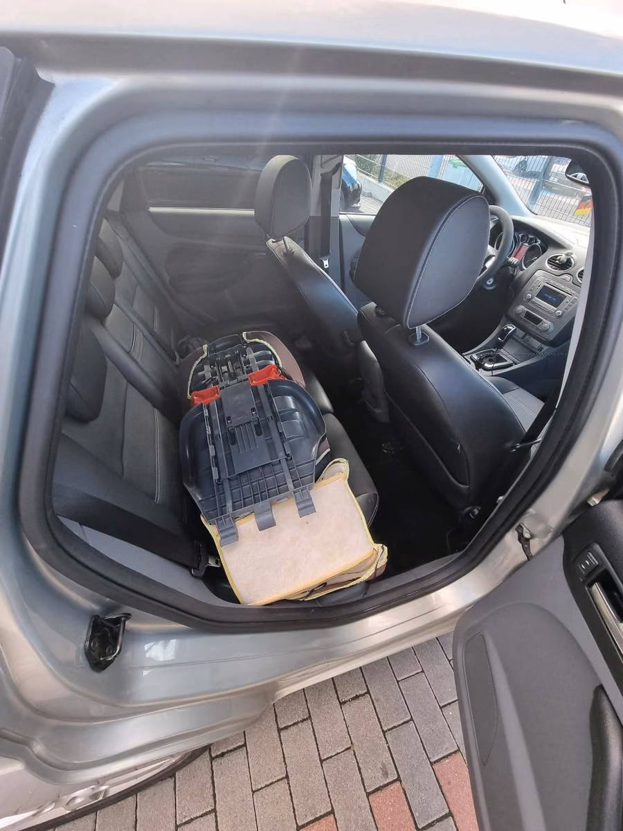 Ford Focus 2009 — engine 136 HP (100kW)