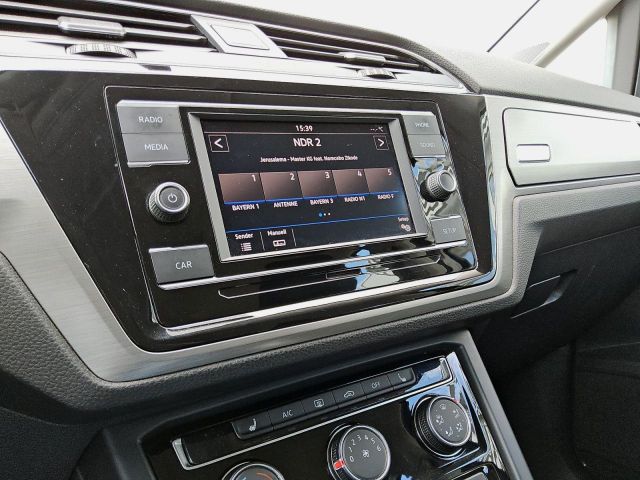 Touran 1.6TDI Aut. Comfortline AHK Navi ACC
