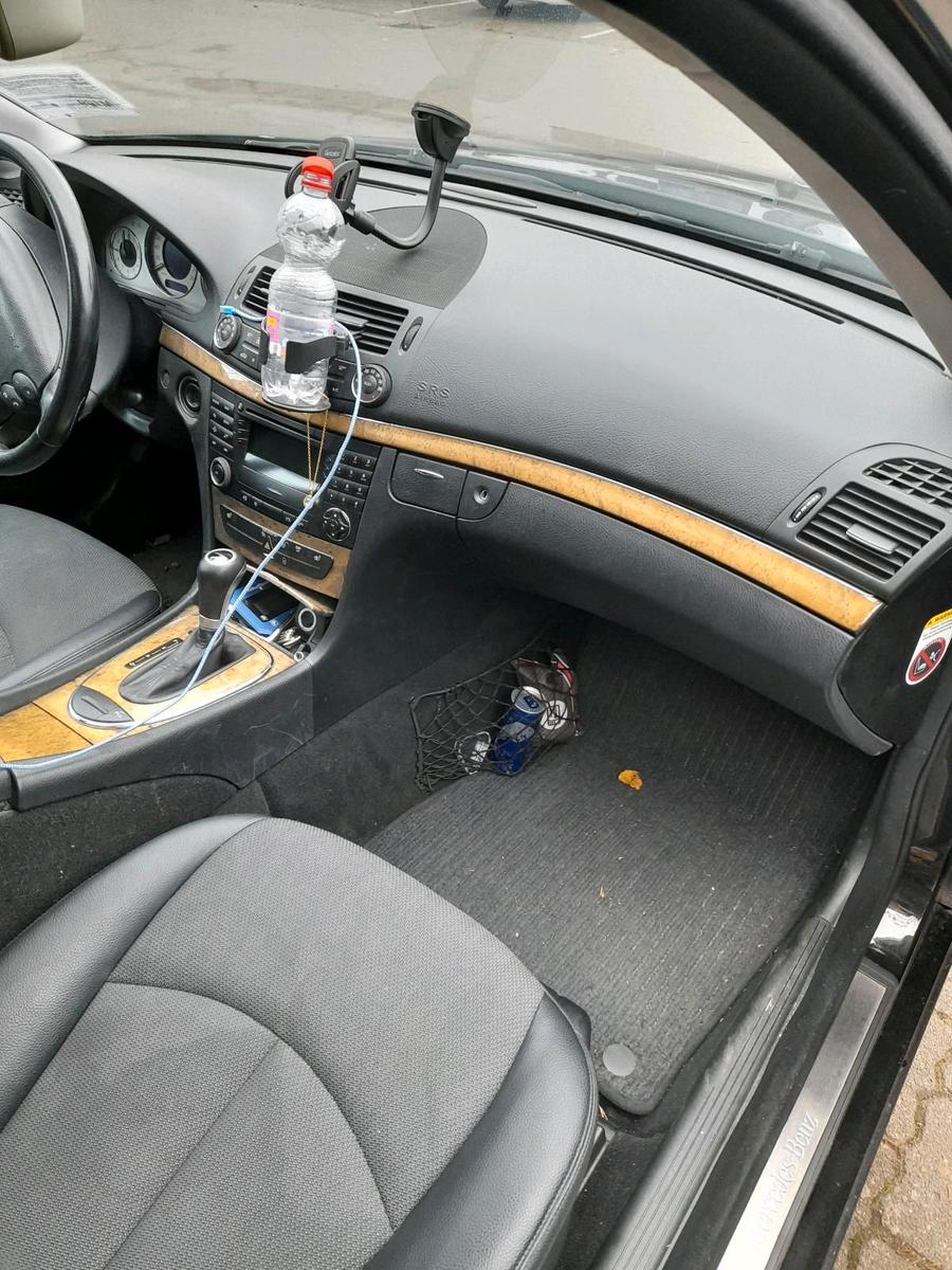 Mercedes-Benz E220 2008 — photo 5