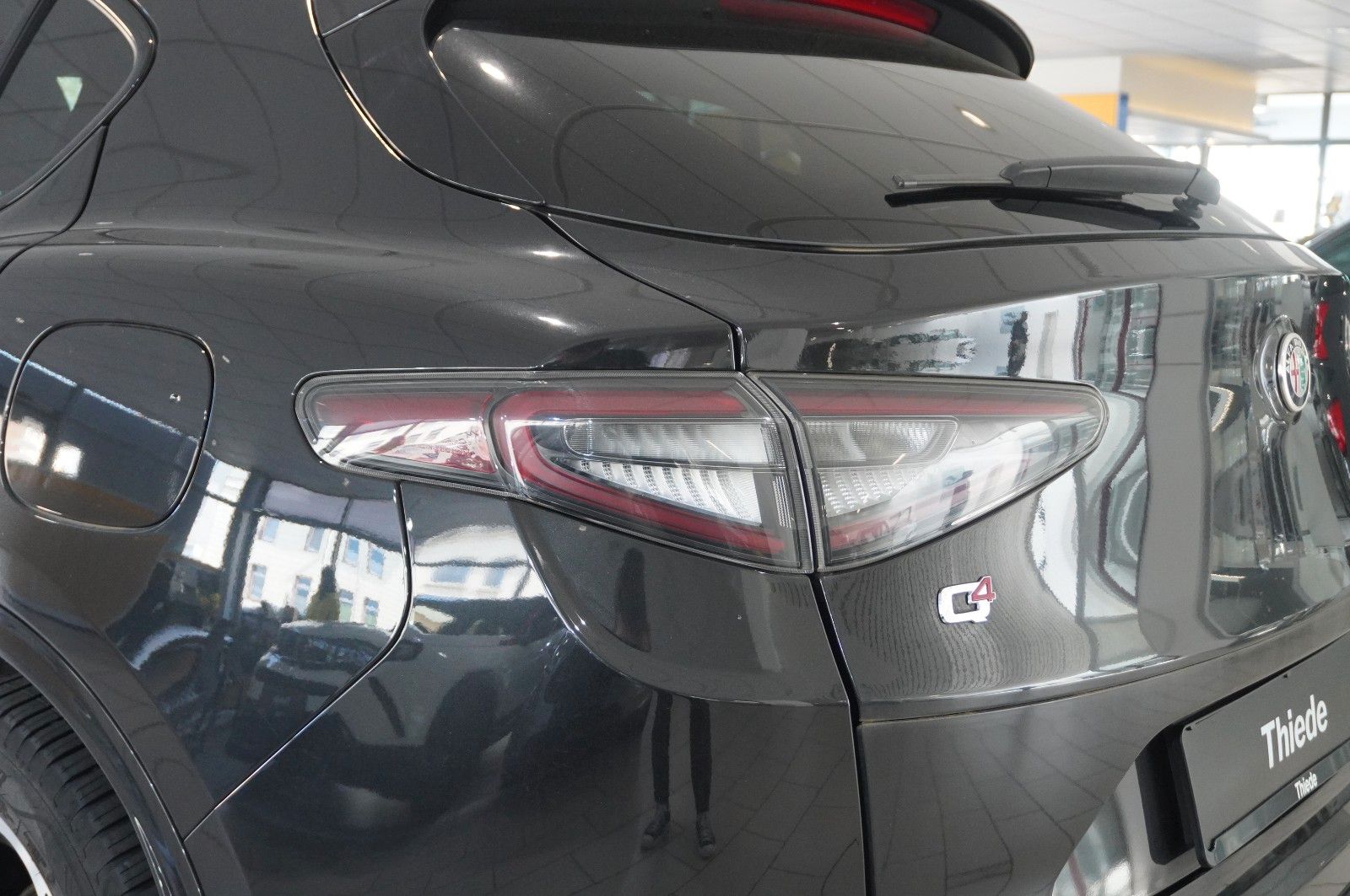 Fahrzeugabbildung Alfa Romeo Stelvio 2.2D VELOCE Q4 NAVI/LED/KAMERA/MATRIX/SH
